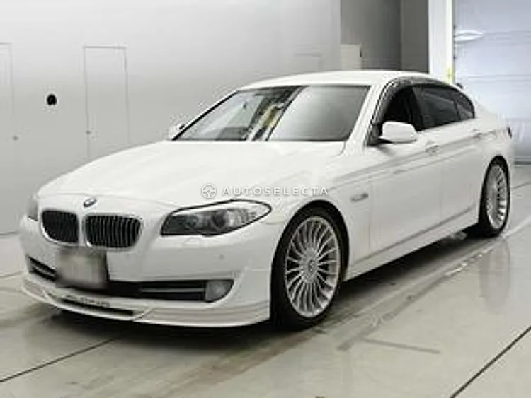 BMW 5 Series 2012, photo 1 of 1