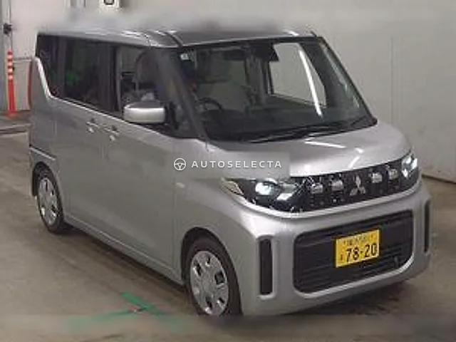 Mitsubishi eK Space 2025, auction grade 4