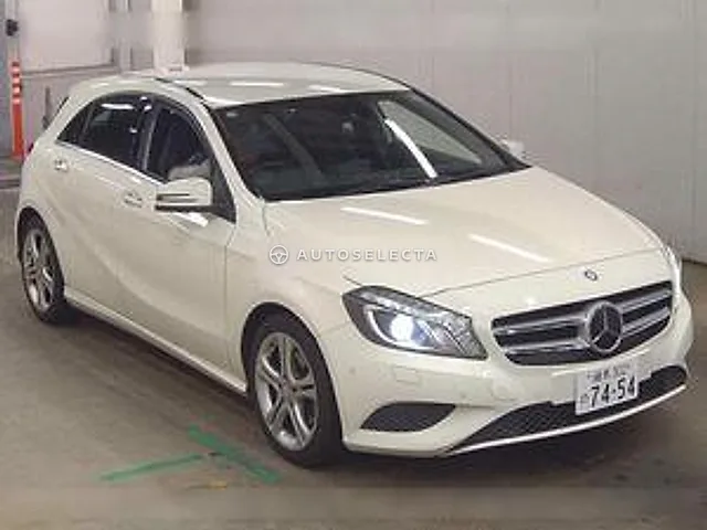 Mercedes-Benz A-Class 2015, auction grade 4