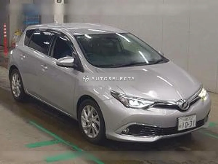 Toyota Auris 2015, photo 1 of 1