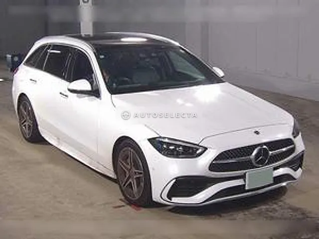 Mercedes-Benz C-Class Station Wagon 2022, auction grade 4
